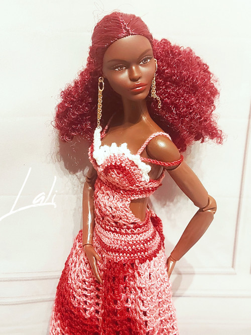 Háčkované šatičky pro Barbie Basics 03 č. 1. — foto 1
