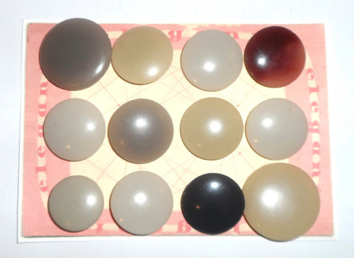 12x velké KNOFLÍKY