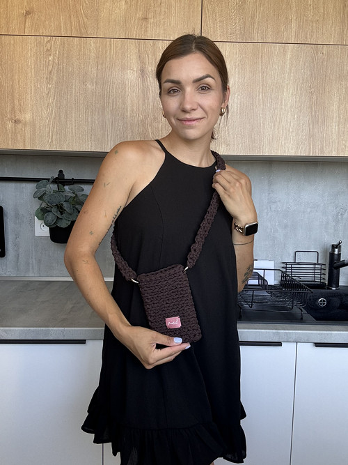 Crossbody kabelka na mobil - hnědá