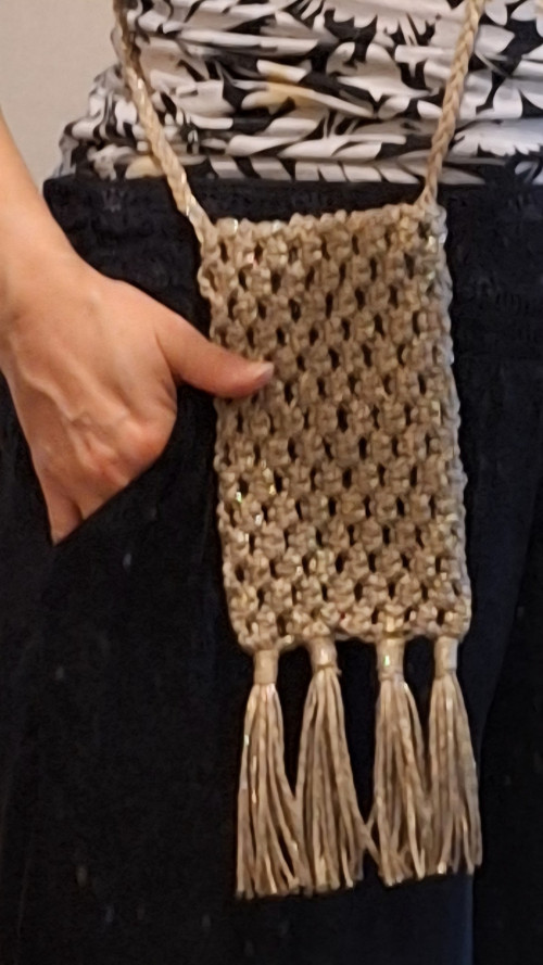 Boho kabelka na mobil Caramell/Gold