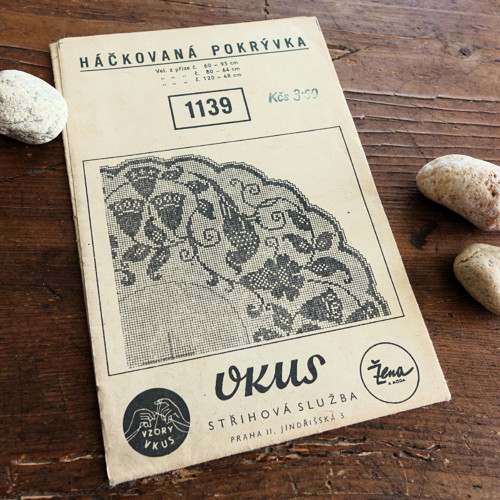 VKUS 1139 ... háčkovaná pokrývka — foto 1