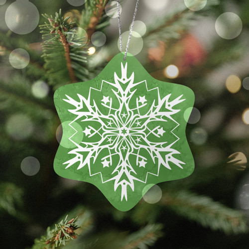 Elegantní snowflake ozdoba - lesní