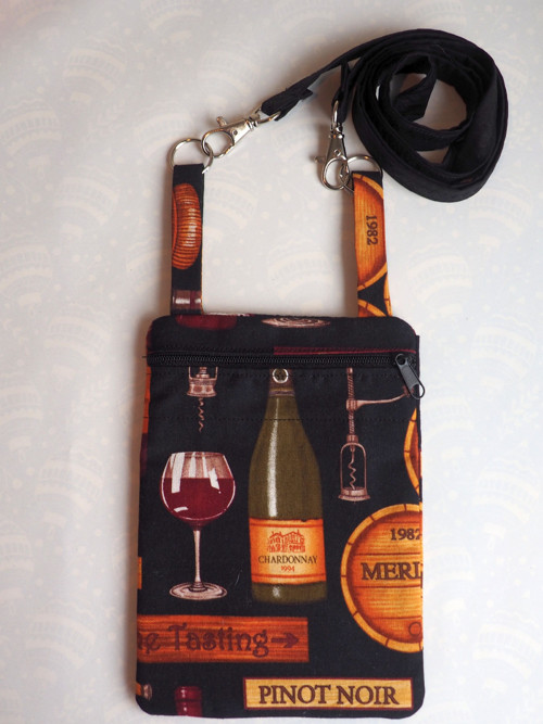Crossbody kabelka Vinařka 6825