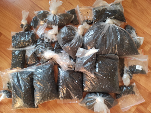 Černé broušené skleněné korálky - mix tvarů a vel.