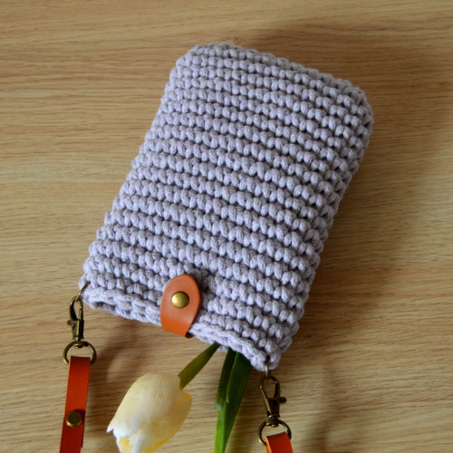 TIA - crossbody na mobil,20x15cm,kožený popruh