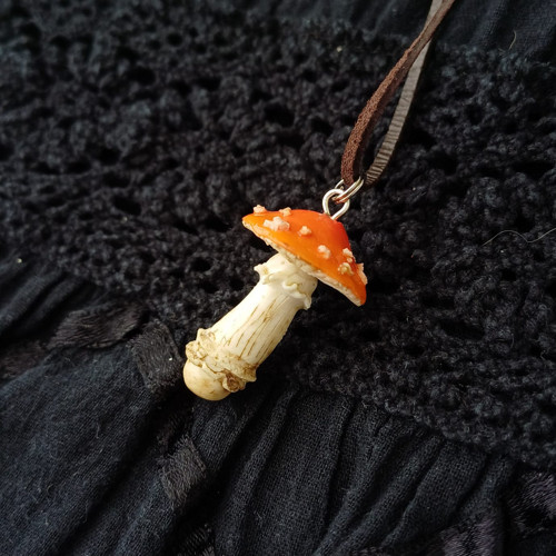 Houbičkový náhrdelník - muchomůrka ꩜ — foto 1