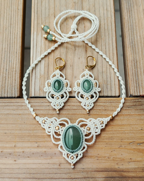 Macramé sada s avanturíny, bílá