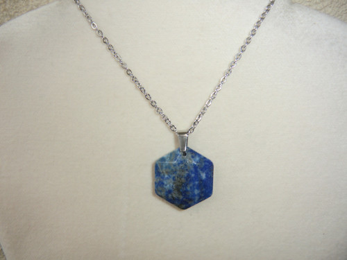 Hexagon lapis lazuli- náhrdelník 85/5 — foto 1