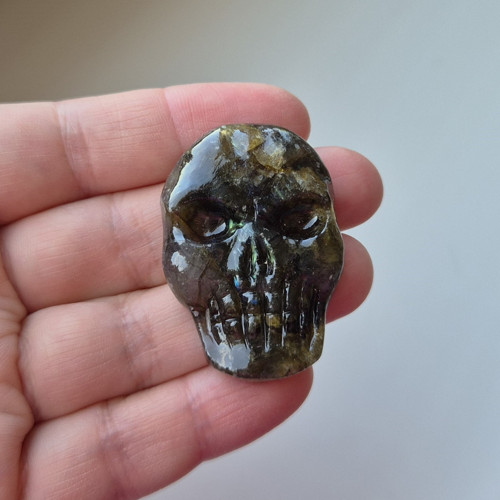 Labradorit 1 lebka 43 x 30 x 8 mm