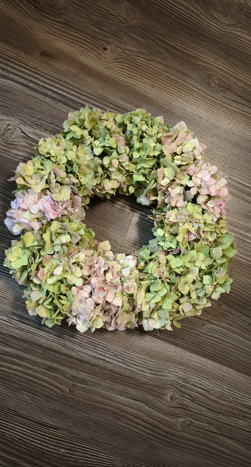 Hortenziový krasavec věnec 40 cm
