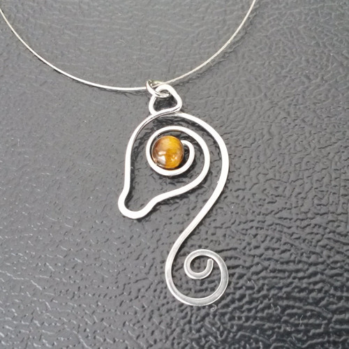 Koník s tygřím očkem - amulet