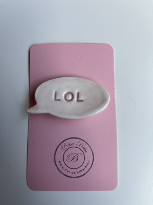 Porcelánová brož Bublina “LOL”- jemně růžová
