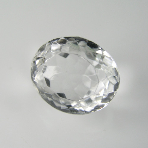 Broušený Křemen-Křišťál, 6,22 ct., 11,8x9,8x8,4 mm