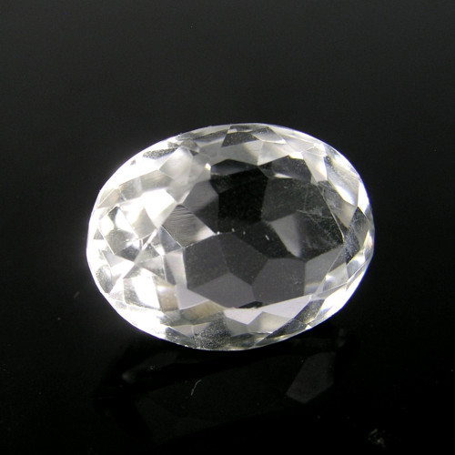 Broušený Křemen-Křišťál, 7,22ct., 14,0x11,6x7,7 mm