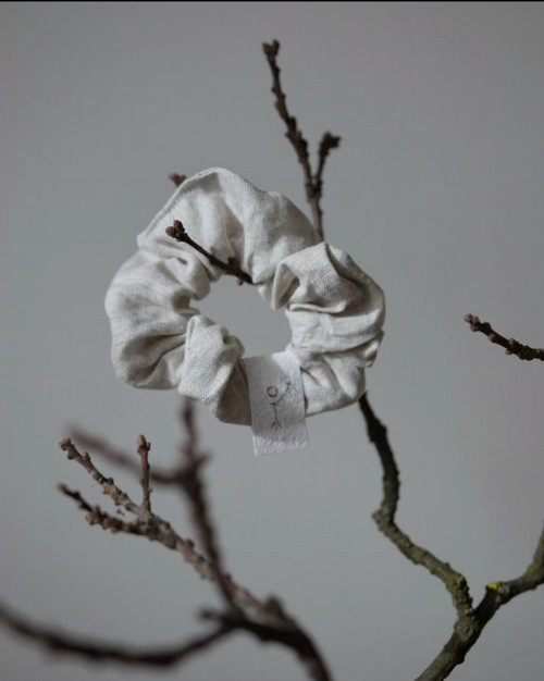 Lněná gumička scrunchie