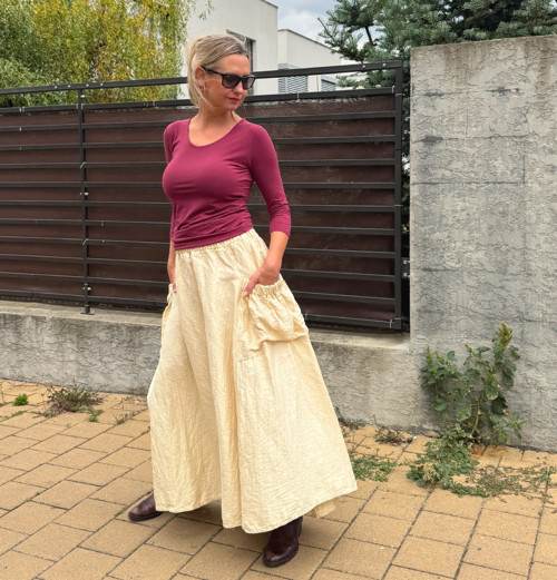 Volná sukně s kapsami - vanilková