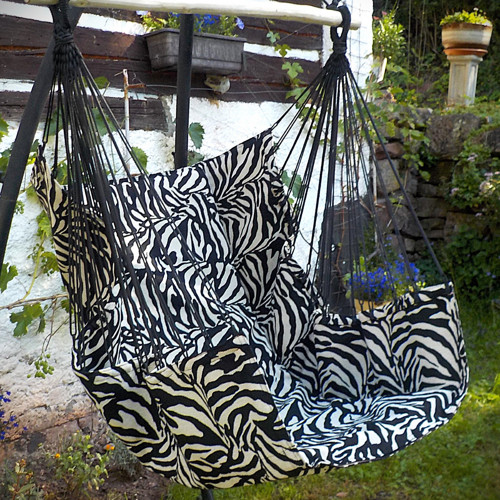 Křeslo polstrované GOBELÍN - ZEBRA — foto 1