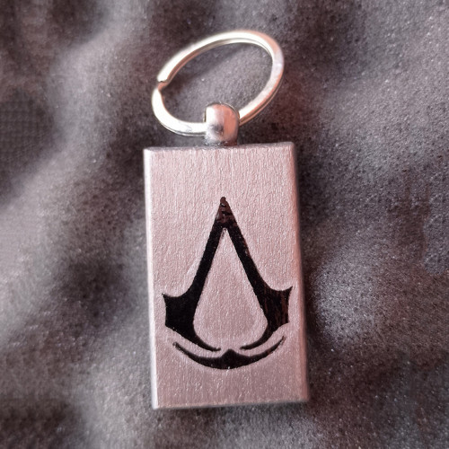 Assassins Creed - stříbrná klíčenka
