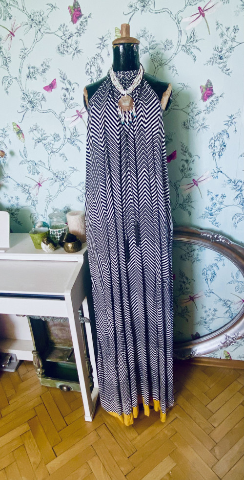 Šaty boho long černobílé — foto 1