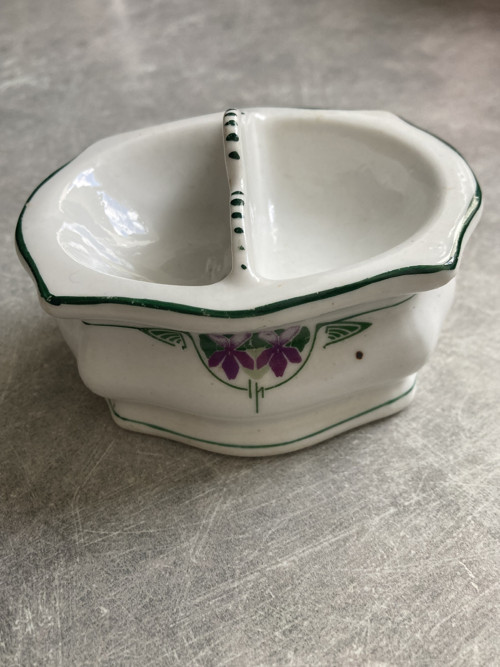 Starožitná porcelánová slánka, květinový dekor