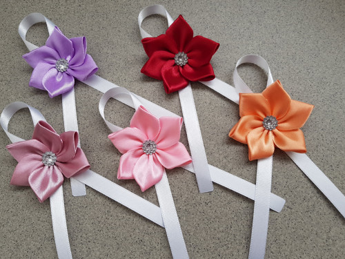 Střední kanzashi - kotiliony - taneční