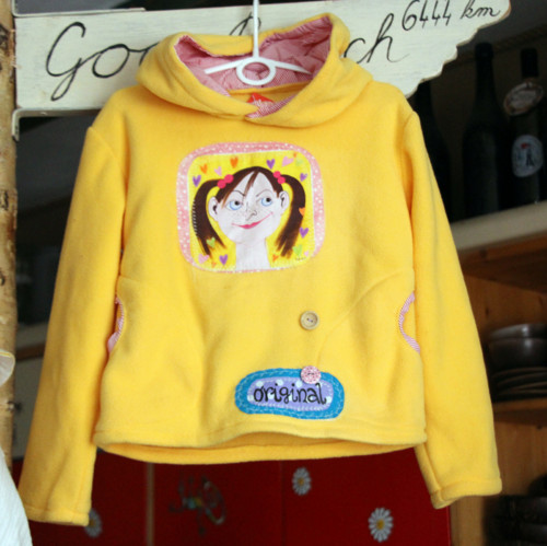Fleesovka s aplikací vel.110/116
