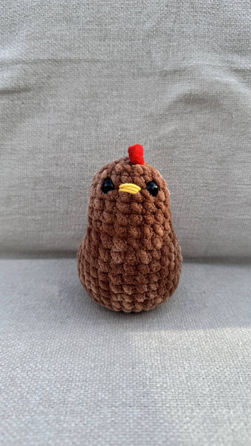 Slepička hnědá mini