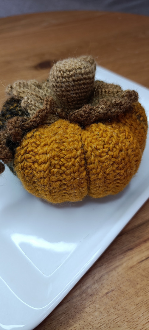 Háčkovaná dýně obvod 40 cm