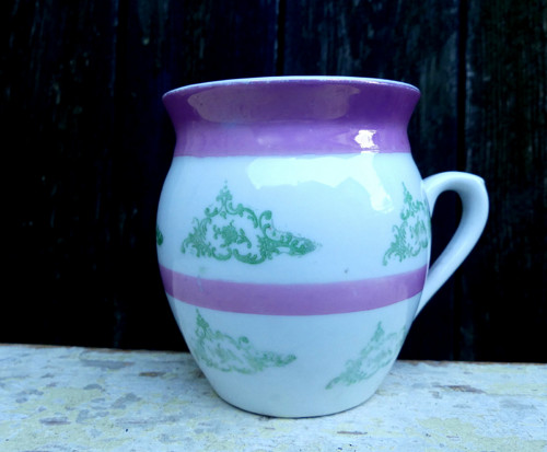 Ornamenty... starožitný porcelánový hrnek, buclák