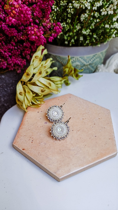 Flower earrings- vyšívané náušnice
