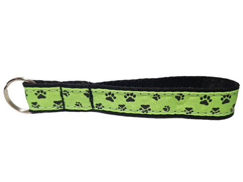 Klíčenka s kroužkem Zelená s tlapkami 17 cm