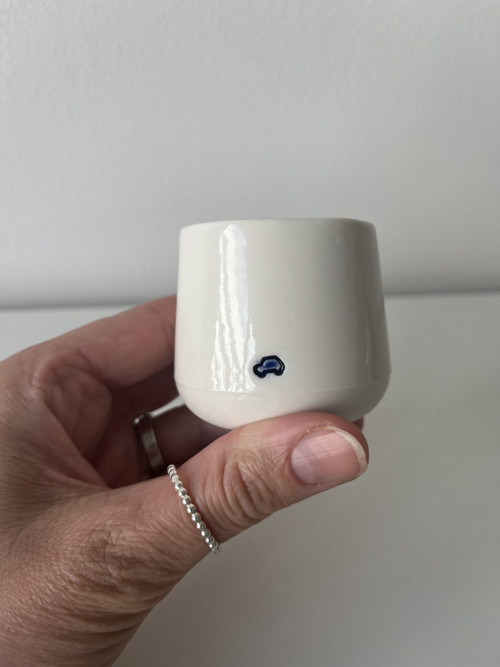 Porcelánový kalíšek AUTO — foto 1