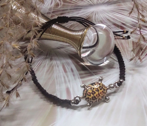 Macrame náramek s želvou leopard — foto 1