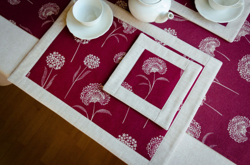 Prostírání pod hrníček 18x18 - Fiore béžový lem