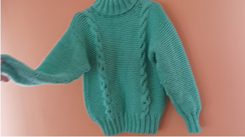 Teplý svetr s rolákem