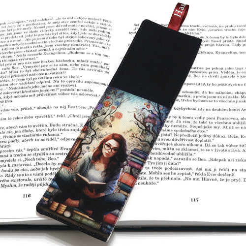 ČTENÁŘKA - textilní záložka do knihy