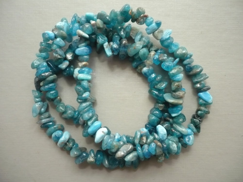 Minerální zlomky 90 cm - apatit