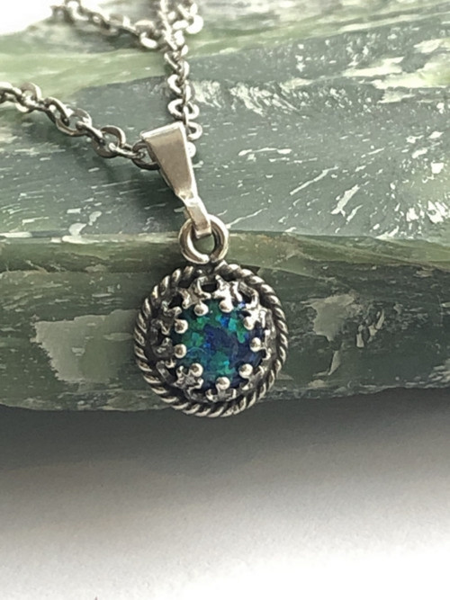 Stříbrný přívěsek s modrým opálem, charm, s