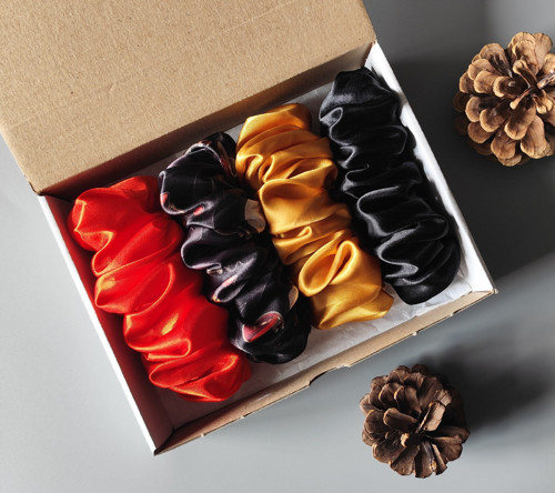Dárková Halloweenská sada - 4 scrunchies L