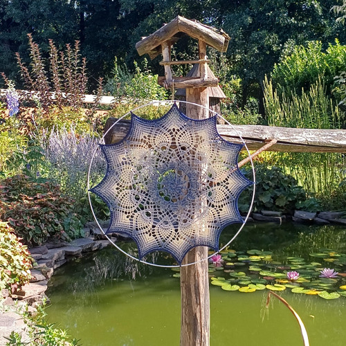 Háčkovaná Mandala