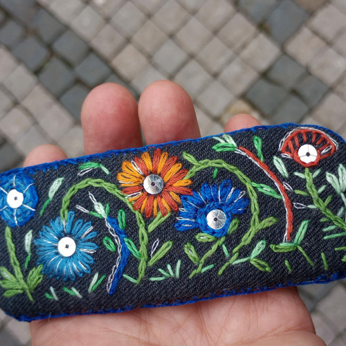 S jistotou a lehkostí - francouzská spona do vlasů