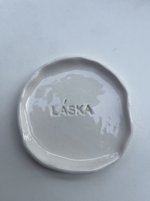 Porcelánový talířek na šperky Láska