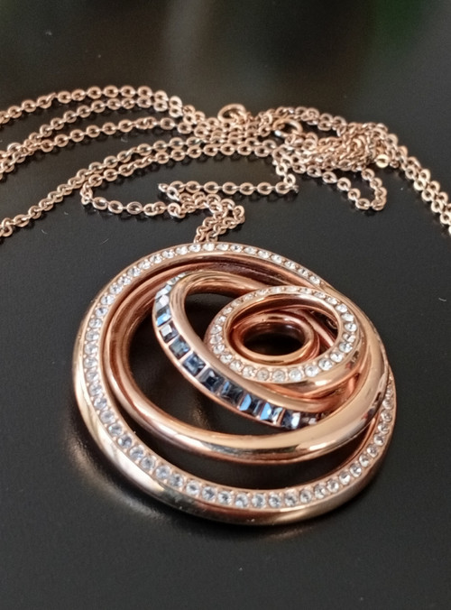 Luxusní náhrdelník, značka Swarovski