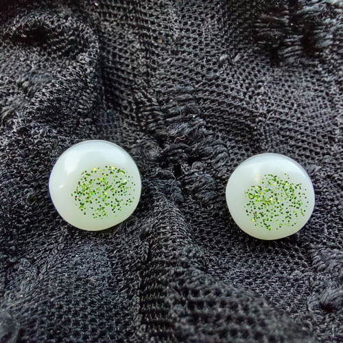 Small green beauty /25232/