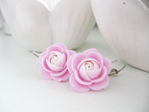 Rose Essense, visací náušnice