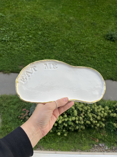 Porcelánový dekorativní talířek/ tácek - Eat Me