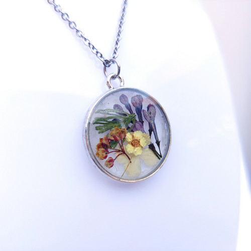 Meadow flowers /25202-1/