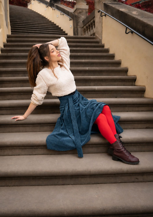 Půlkolová Manšestrová Midi Silnější - Šedozelená
