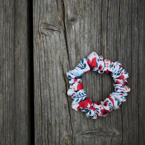 Scrunchie červené květy - tenoučká — foto 1