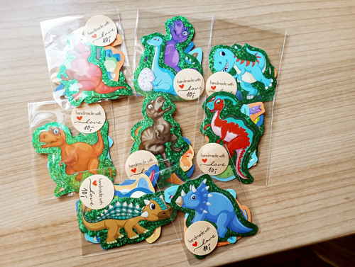 810 - Samolepky - Dinosauři — foto 1